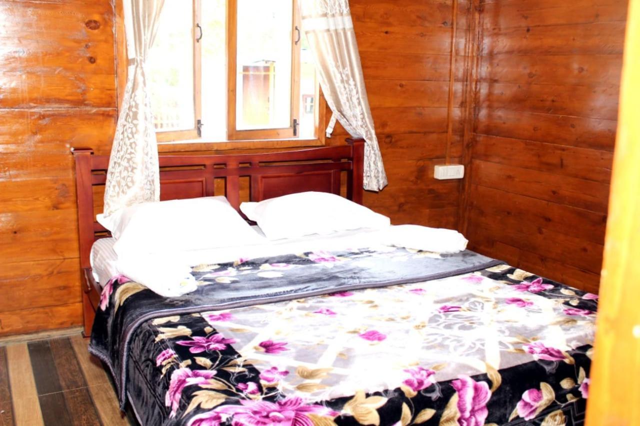 Vicky Wood House Villa Ooty Eksteriør bilde
